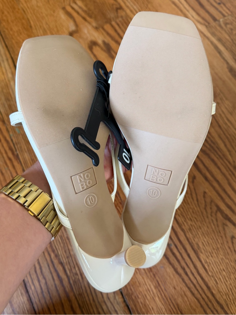 No Boundaries Kitten Heel Sandals Women’s Size 10 Bone White Slip On NIB - Picture 5 of 10